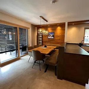 Waldele Villa